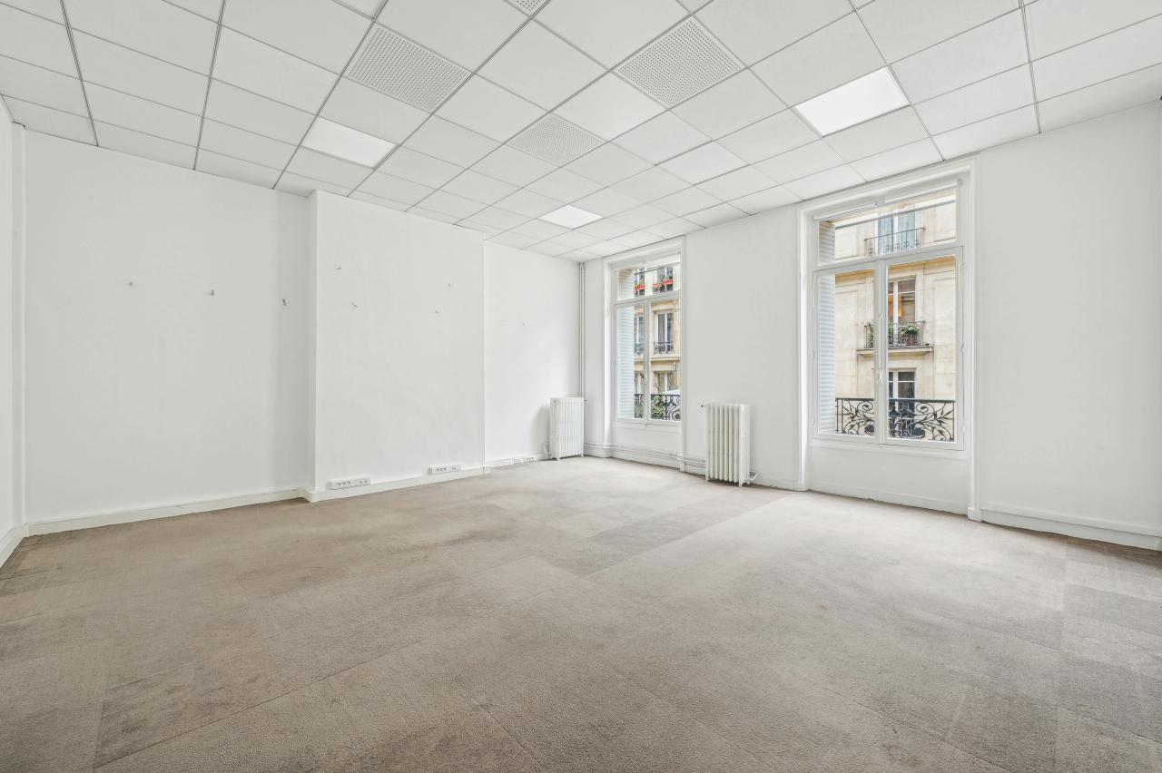 Bureau Paris 330m² Location bureau Paris OLBUR2426182 8